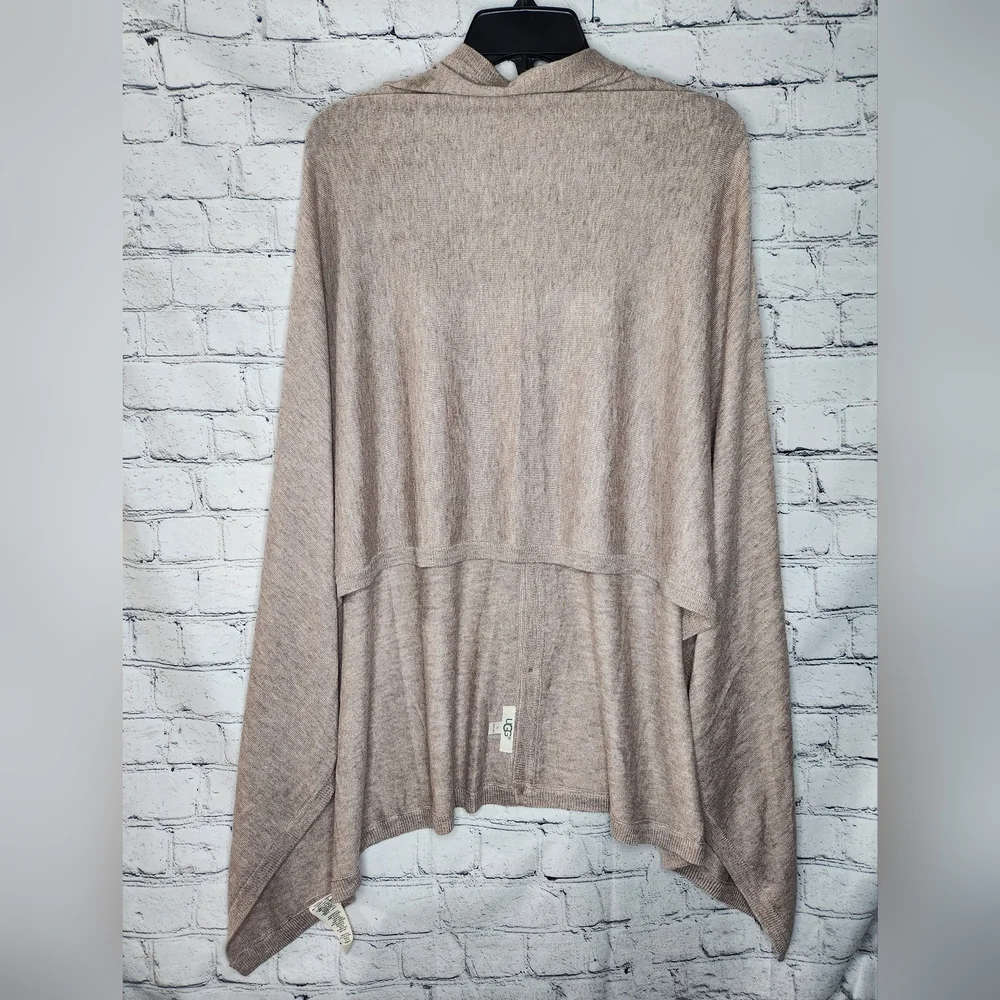Ugg Button Down Wool‎ Blend Poncho Size Medium